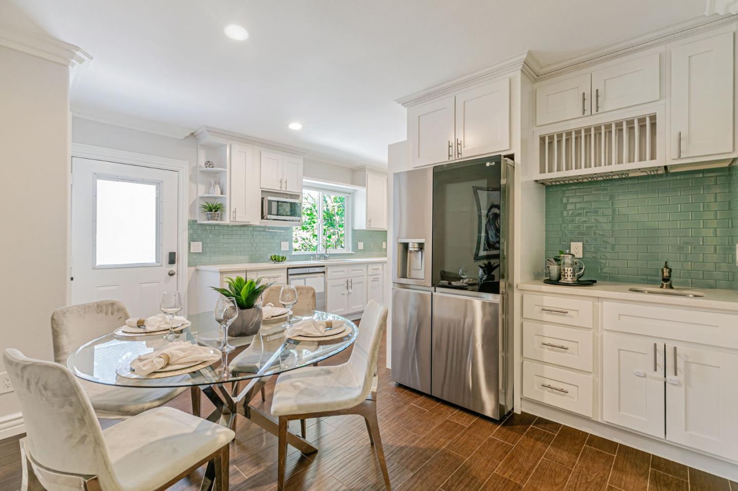 Detail Gallery Image 13 of 39 For 1265 Blewett Ave, San Jose,  CA 95125 - 3 Beds | 3/1 Baths