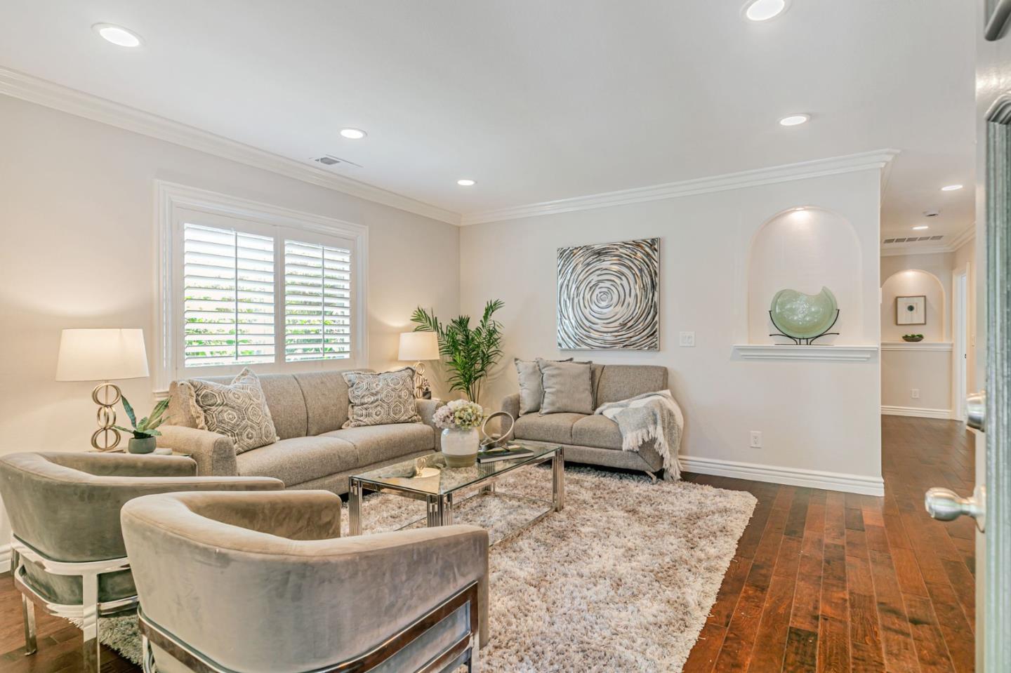 Detail Gallery Image 6 of 39 For 1265 Blewett Ave, San Jose,  CA 95125 - 3 Beds | 3/1 Baths
