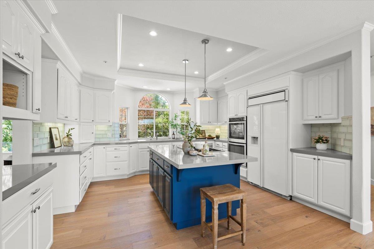 Detail Gallery Image 10 of 44 For 8710 Wild Iris Dr, Gilroy,  CA 95020 - 4 Beds | 3/2 Baths