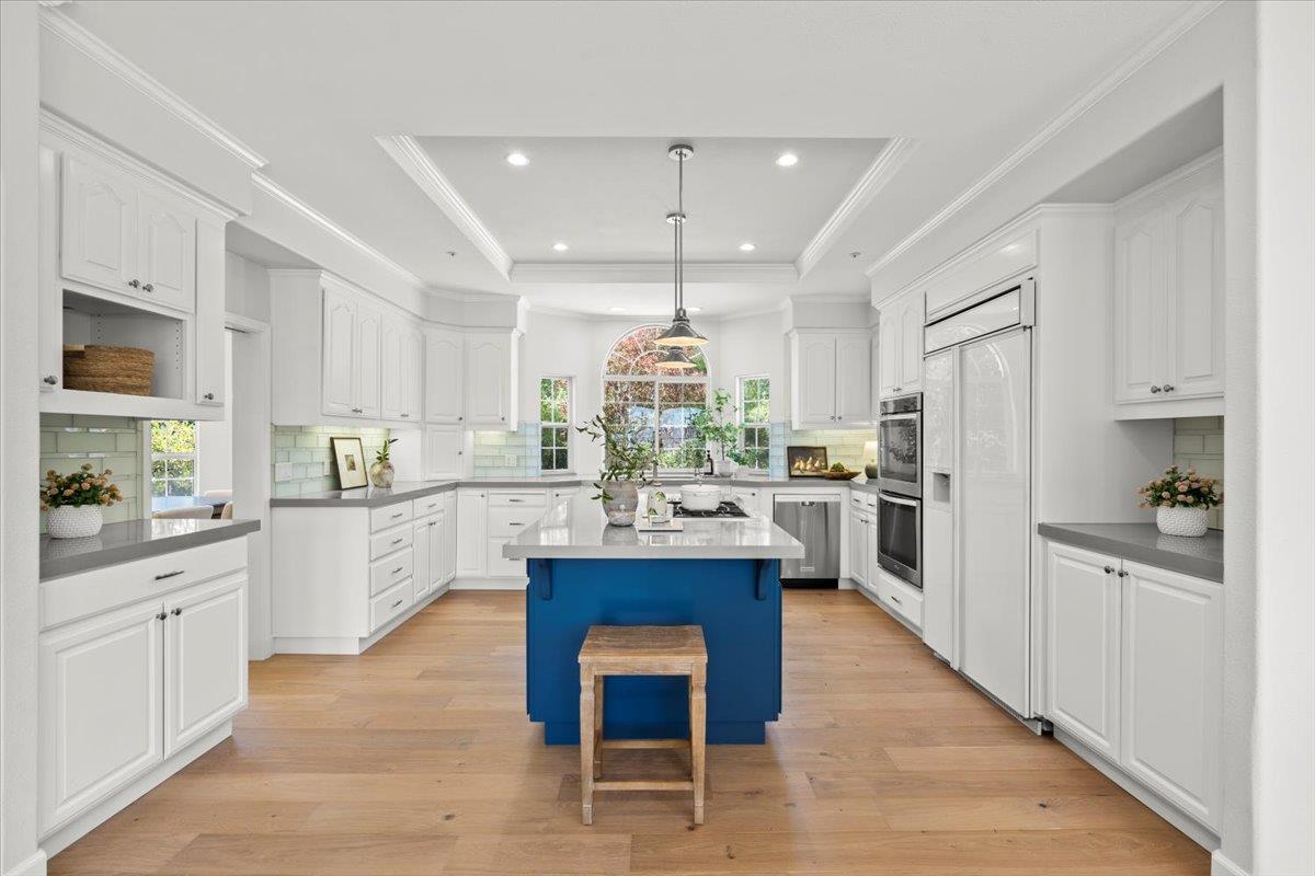 Detail Gallery Image 11 of 44 For 8710 Wild Iris Dr, Gilroy,  CA 95020 - 4 Beds | 3/2 Baths