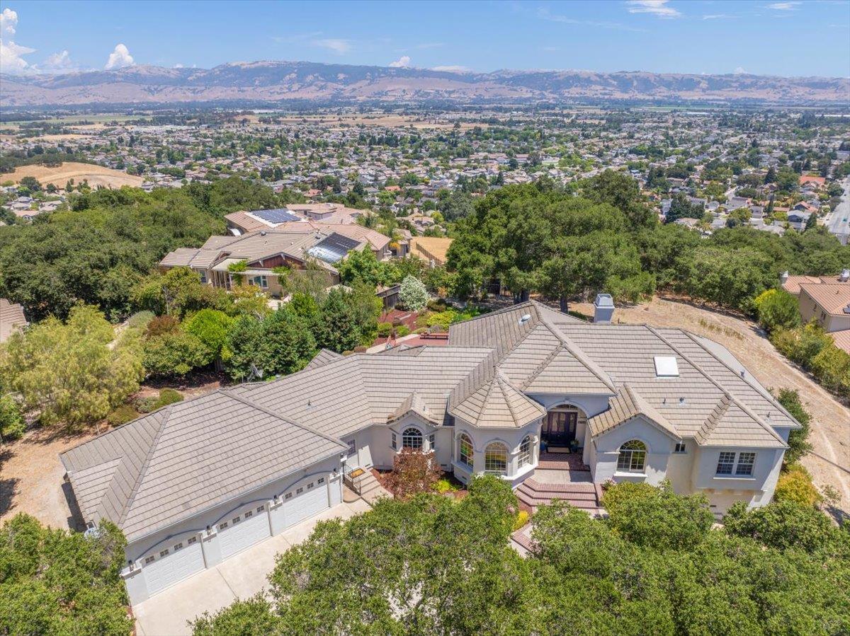 Detail Gallery Image 42 of 44 For 8710 Wild Iris Dr, Gilroy,  CA 95020 - 4 Beds | 3/2 Baths