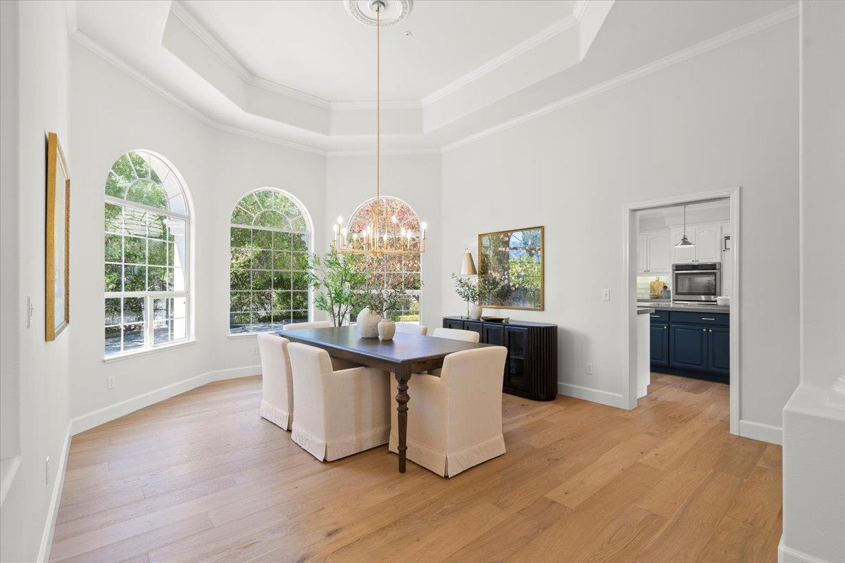 Detail Gallery Image 9 of 44 For 8710 Wild Iris Dr, Gilroy,  CA 95020 - 4 Beds | 3/2 Baths