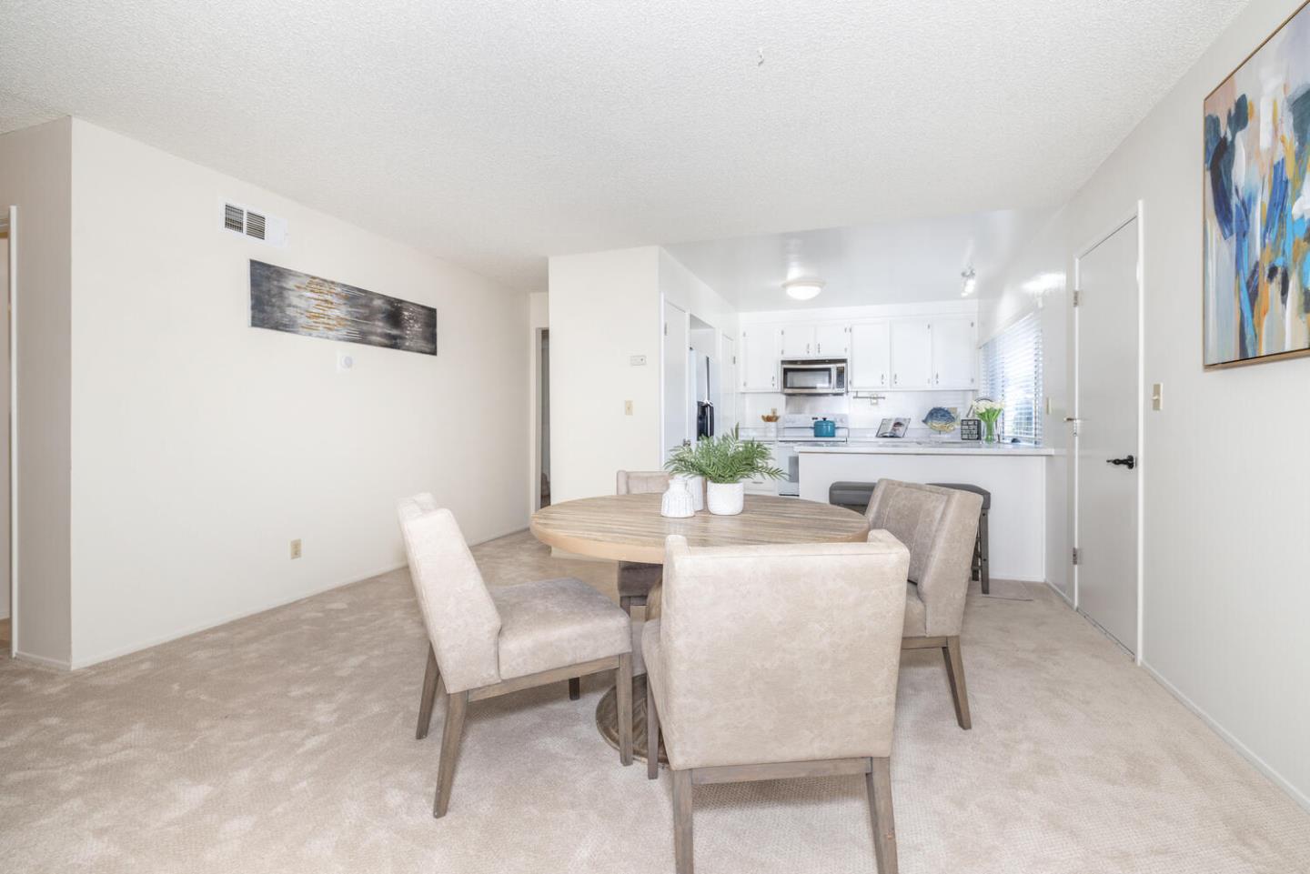 Detail Gallery Image 12 of 37 For 327 Chesapeake Ave, Foster City,  CA 94404 - 4 Beds | 2 Baths