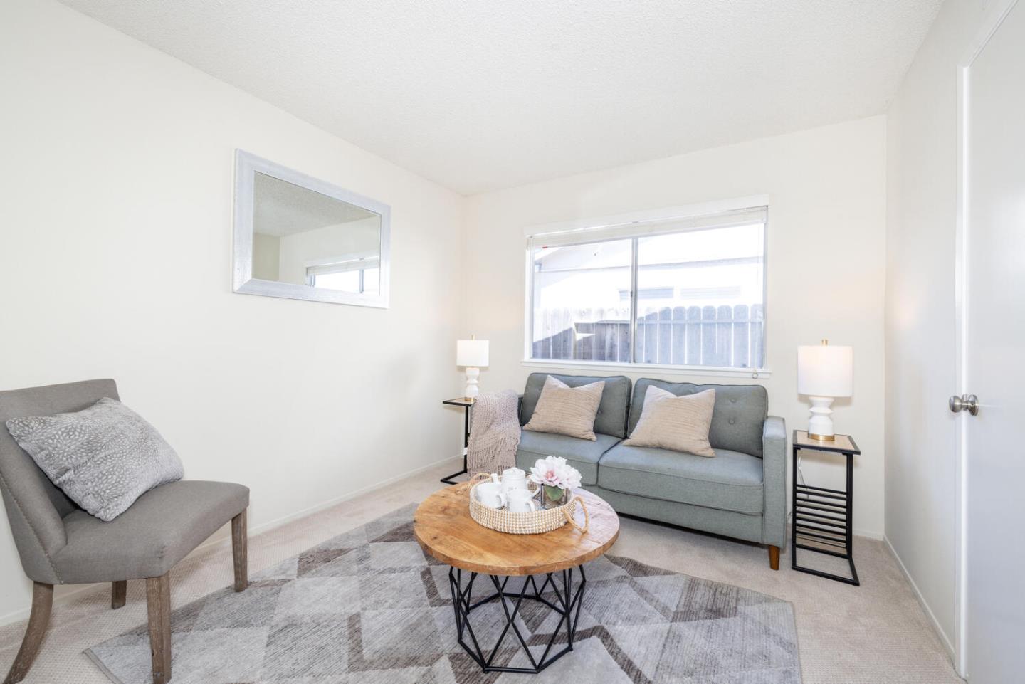 Detail Gallery Image 13 of 37 For 327 Chesapeake Ave, Foster City,  CA 94404 - 4 Beds | 2 Baths