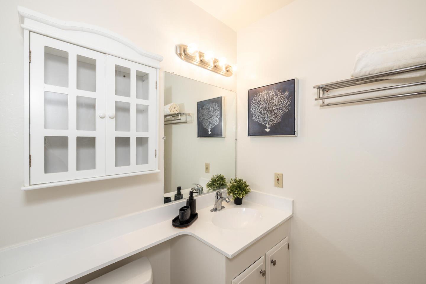 Detail Gallery Image 26 of 37 For 327 Chesapeake Ave, Foster City,  CA 94404 - 4 Beds | 2 Baths