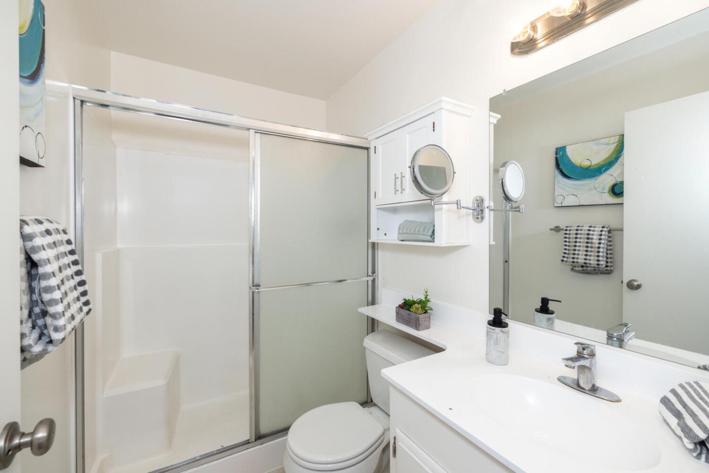 Detail Gallery Image 30 of 37 For 327 Chesapeake Ave, Foster City,  CA 94404 - 4 Beds | 2 Baths