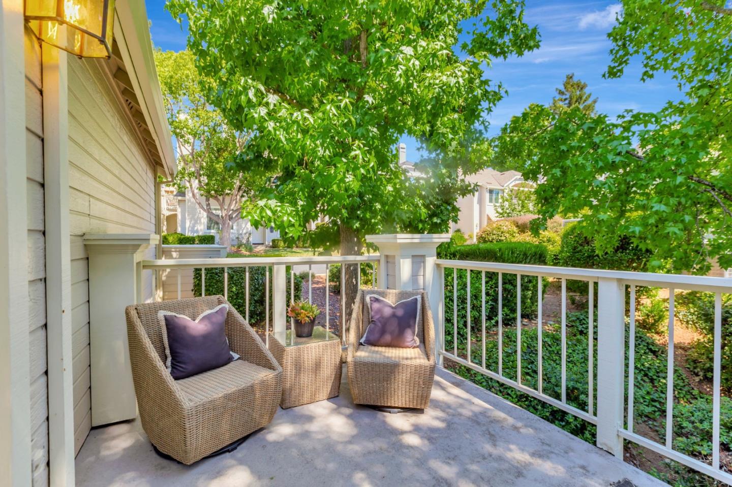 Detail Gallery Image 10 of 47 For 7775 Beltane Dr, San Jose,  CA 95135 - 2 Beds | 2 Baths