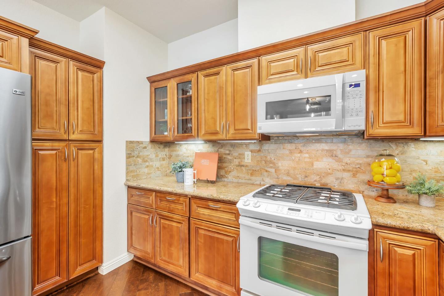 Detail Gallery Image 16 of 47 For 7775 Beltane Dr, San Jose,  CA 95135 - 2 Beds | 2 Baths