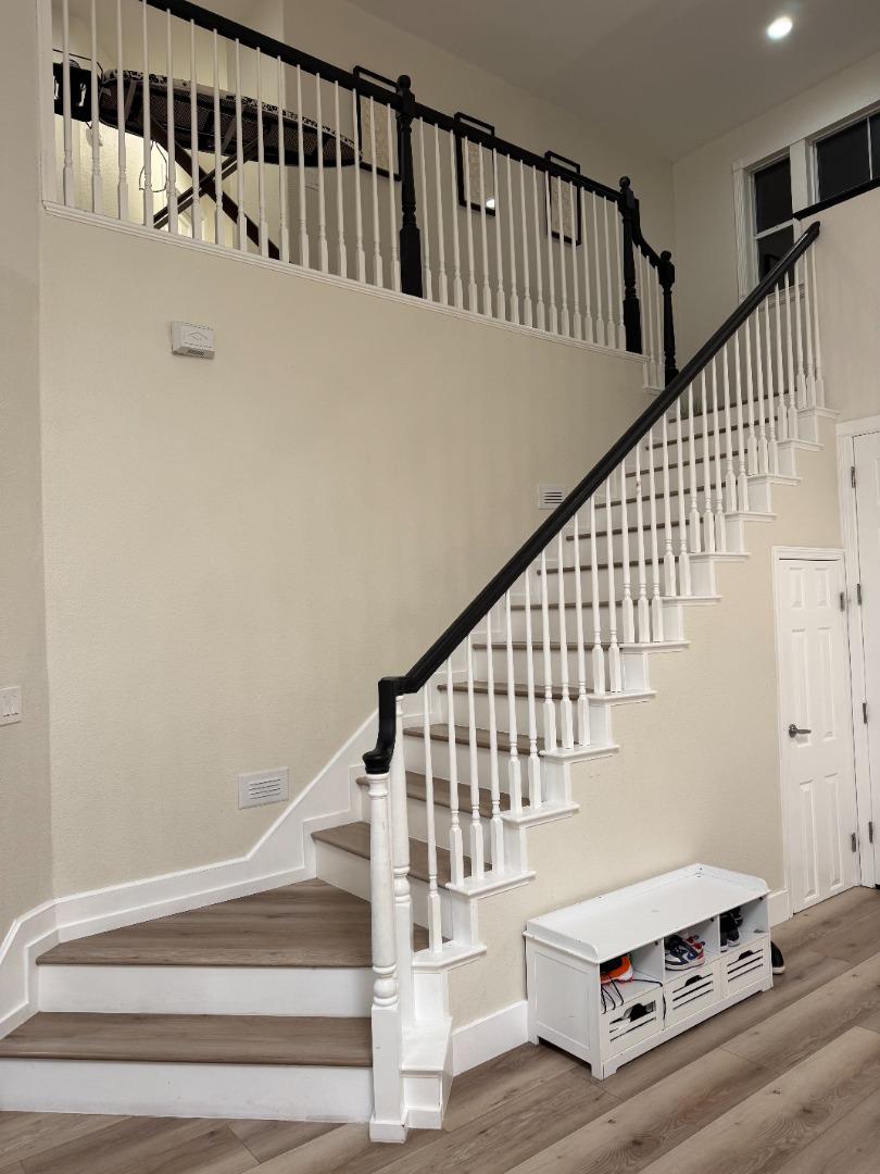 Detail Gallery Image 11 of 12 For 498 Esplanade Ln, San Jose,  CA 95138 - 4 Beds | 2/1 Baths
