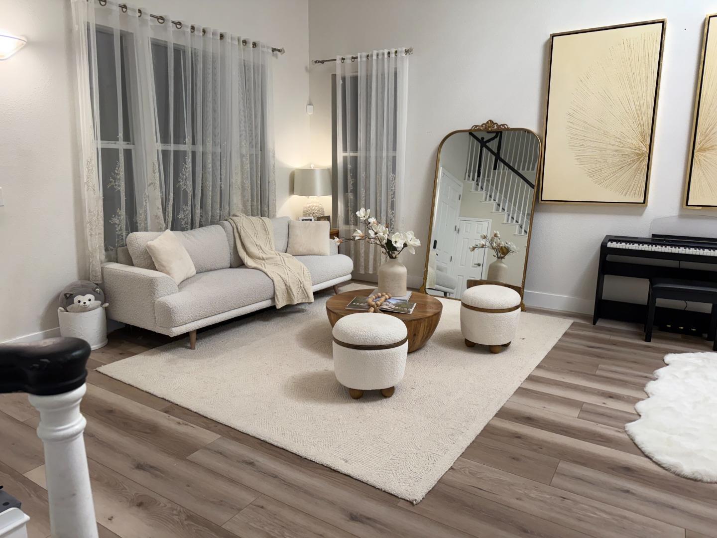 Detail Gallery Image 4 of 12 For 498 Esplanade Ln, San Jose,  CA 95138 - 4 Beds | 2/1 Baths