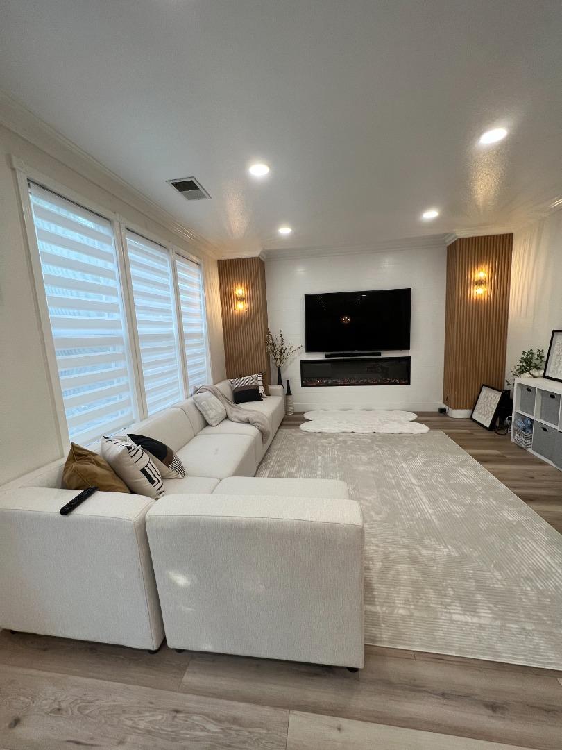 Detail Gallery Image 6 of 12 For 498 Esplanade Ln, San Jose,  CA 95138 - 4 Beds | 2/1 Baths