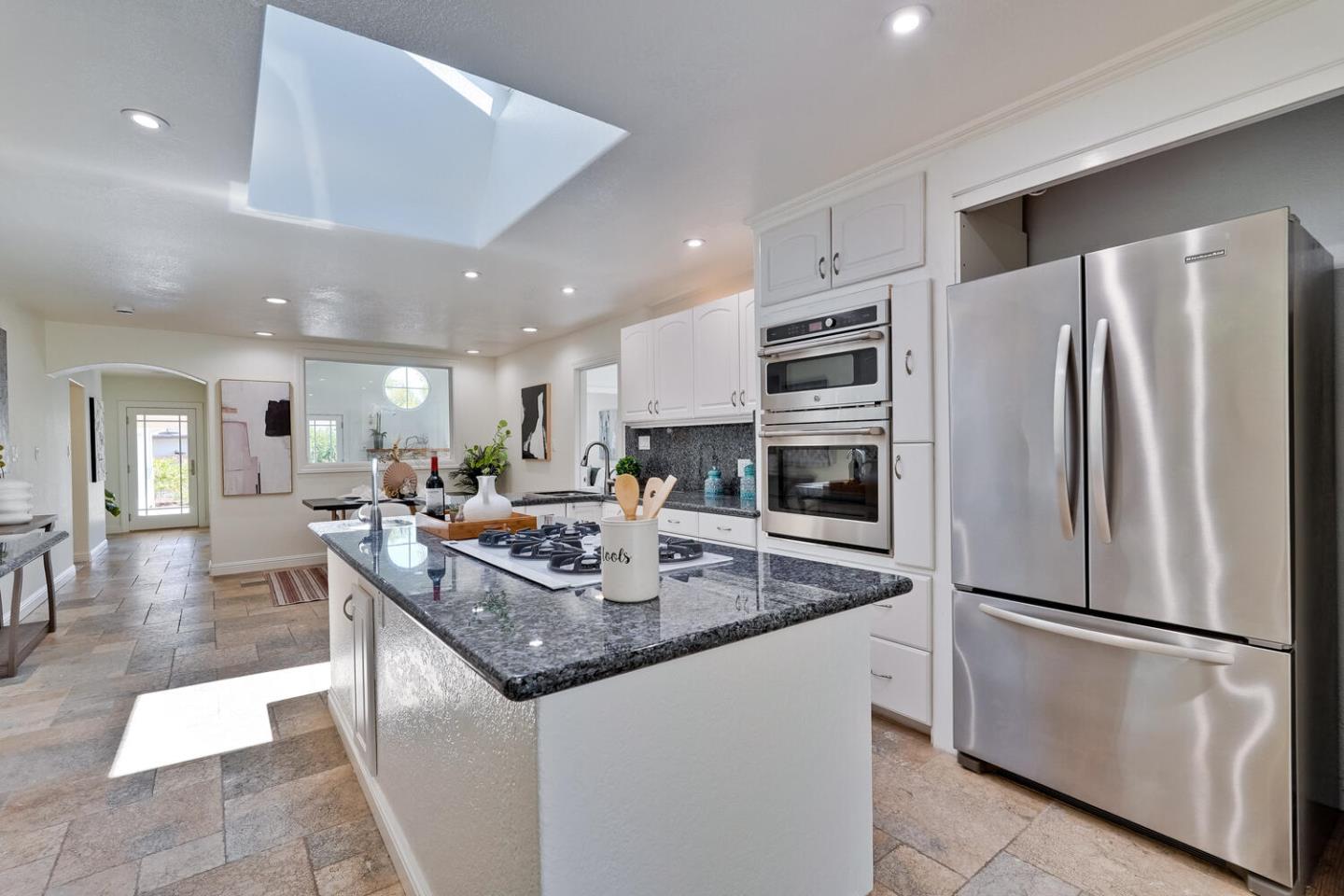 Detail Gallery Image 8 of 46 For 1181 Steinway Ave, Campbell,  CA 95008 - 5 Beds | 3/1 Baths
