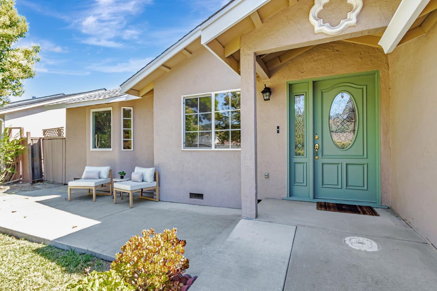 Detail Gallery Image 2 of 45 For 719 Choctaw Dr, San Jose,  CA 95123 - 3 Beds | 2 Baths