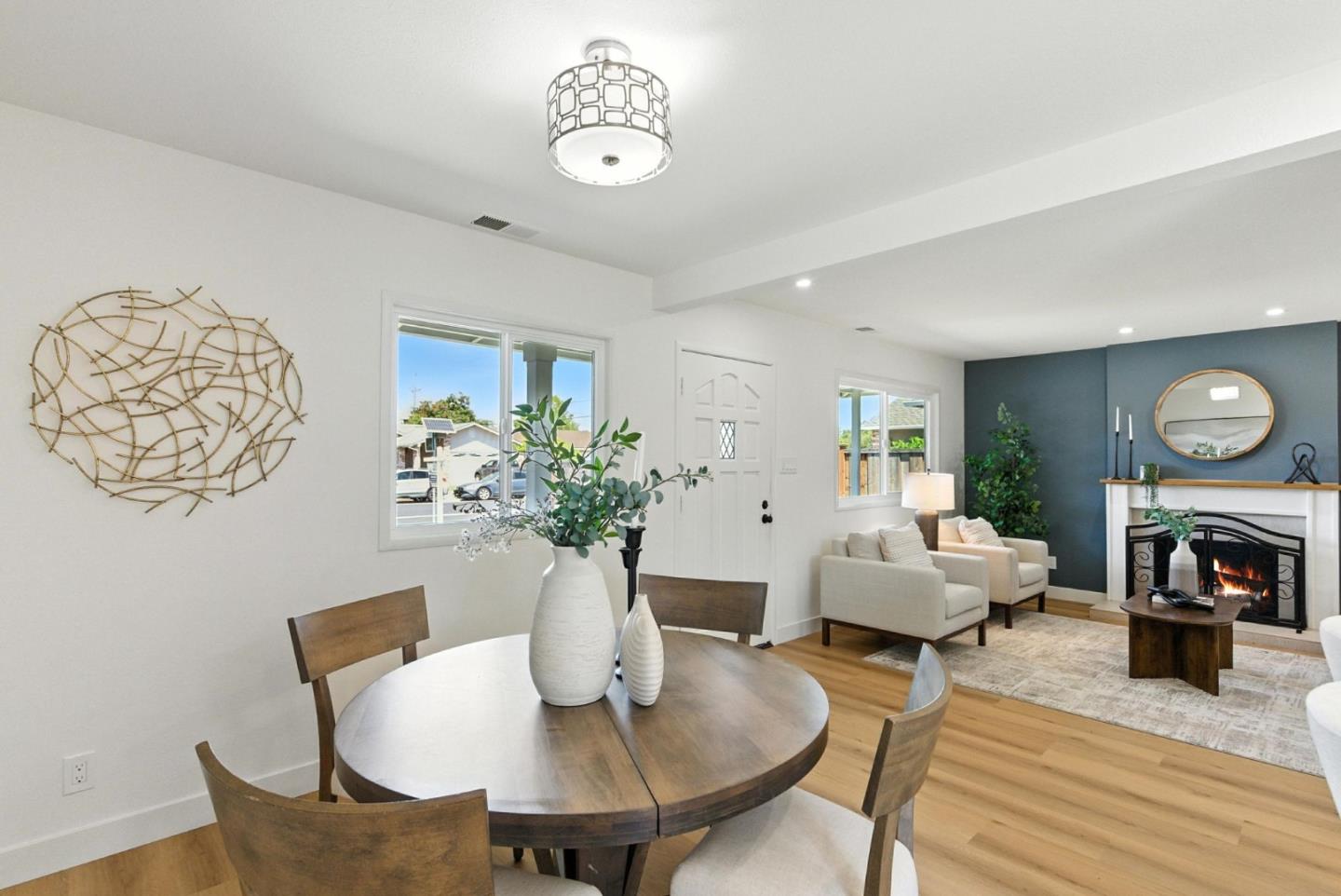Detail Gallery Image 14 of 46 For 417 Hiller St, Belmont,  CA 94002 - 3 Beds | 1 Baths