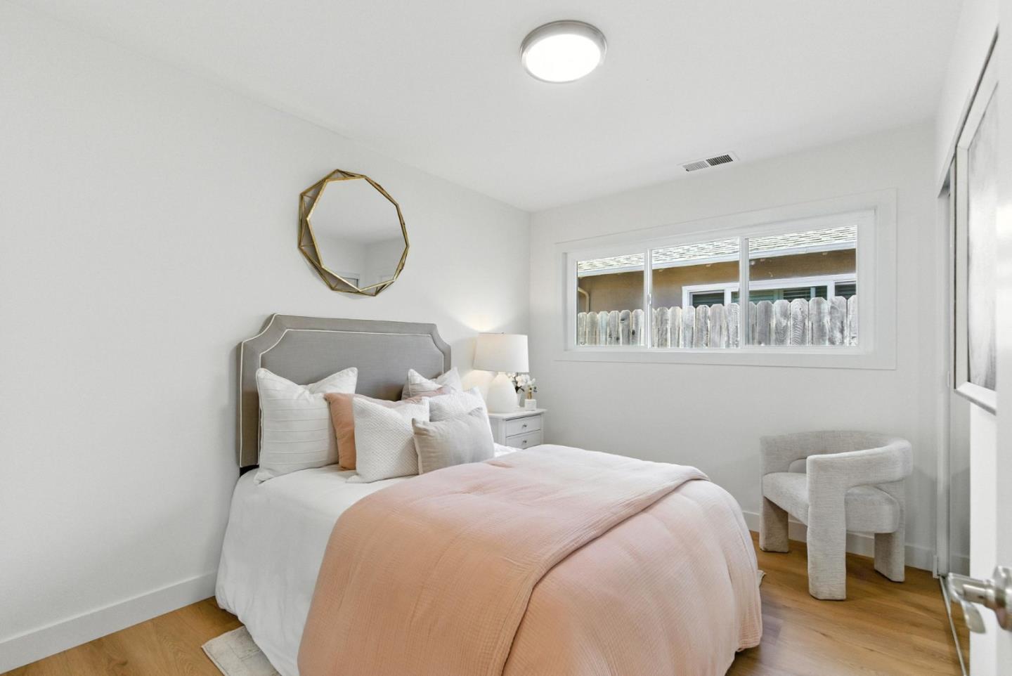 Detail Gallery Image 21 of 46 For 417 Hiller St, Belmont,  CA 94002 - 3 Beds | 1 Baths