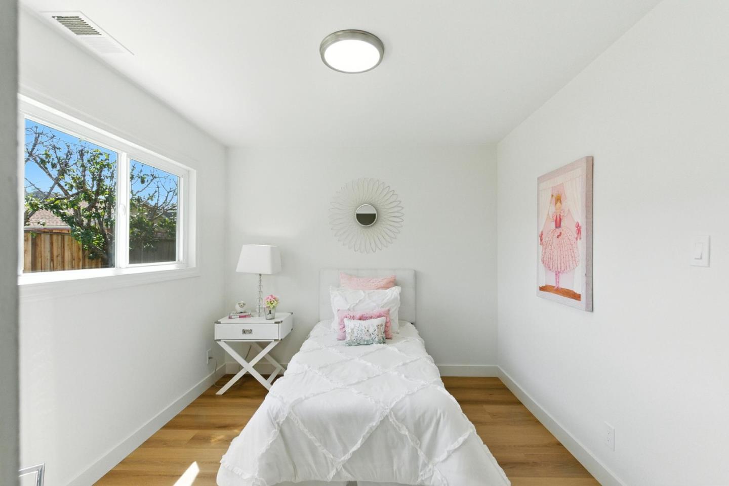 Detail Gallery Image 29 of 46 For 417 Hiller St, Belmont,  CA 94002 - 3 Beds | 1 Baths