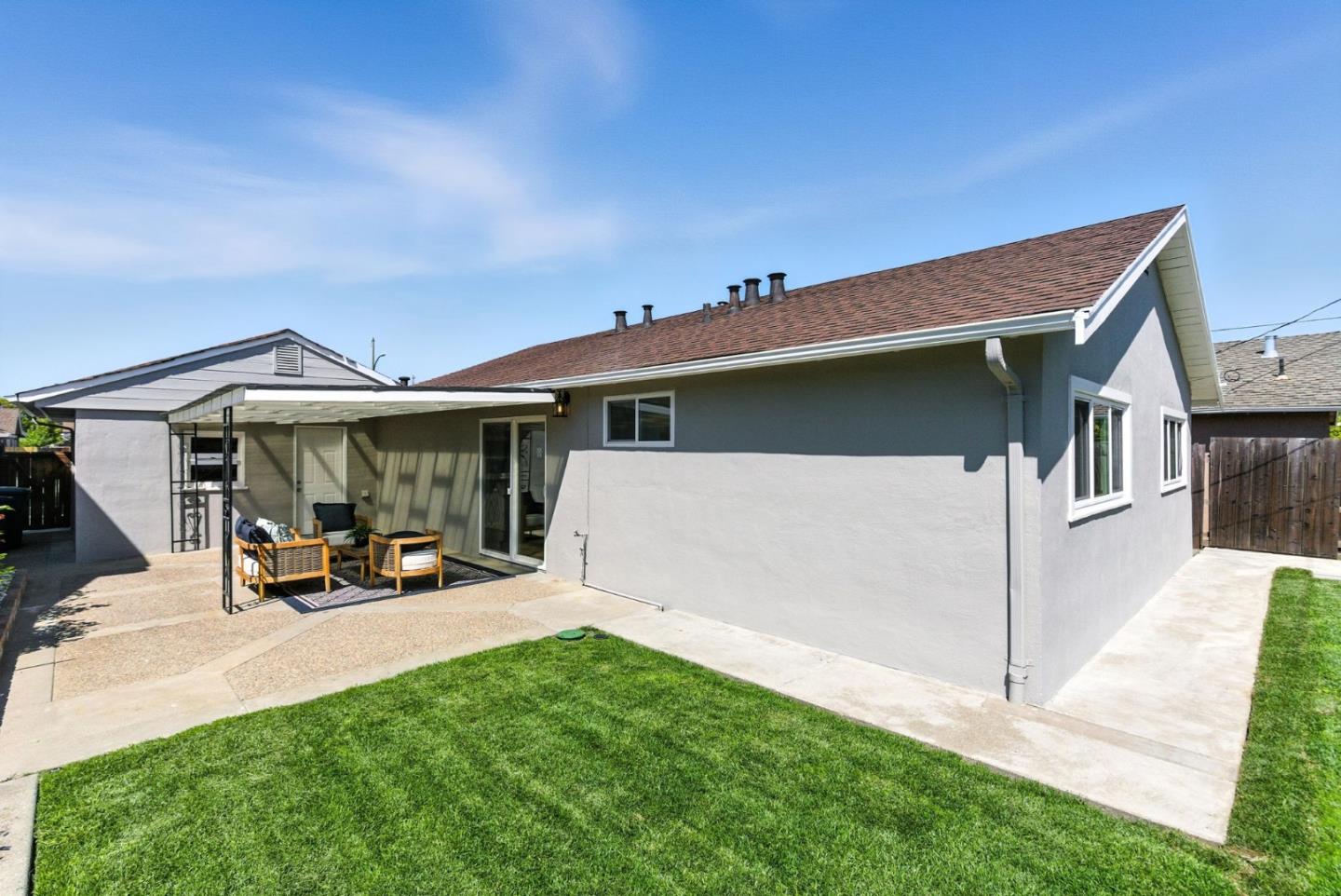 Detail Gallery Image 37 of 46 For 417 Hiller St, Belmont,  CA 94002 - 3 Beds | 1 Baths