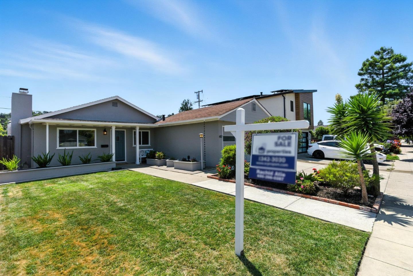 Detail Gallery Image 4 of 46 For 417 Hiller St, Belmont,  CA 94002 - 3 Beds | 1 Baths