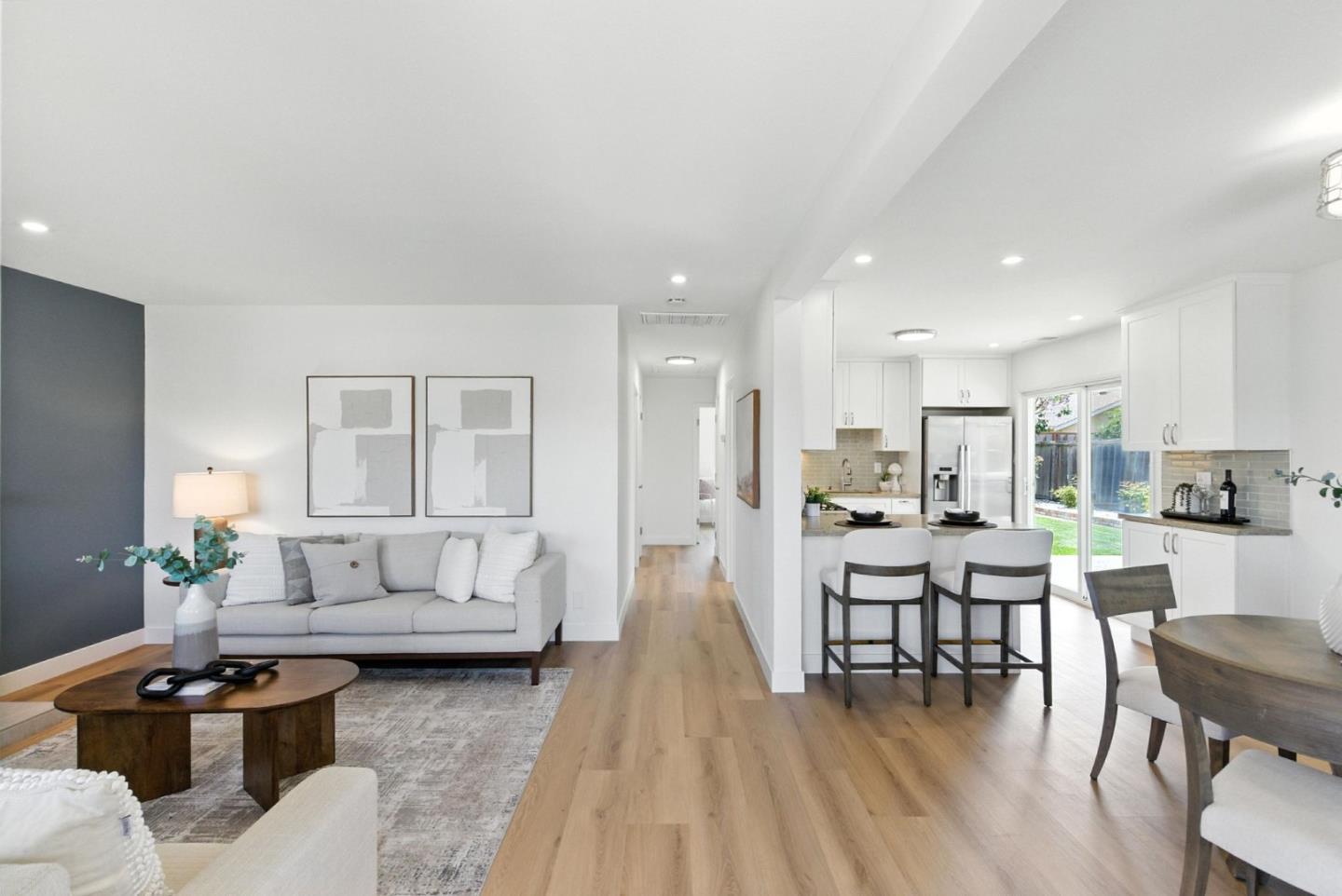 Detail Gallery Image 9 of 46 For 417 Hiller St, Belmont,  CA 94002 - 3 Beds | 1 Baths