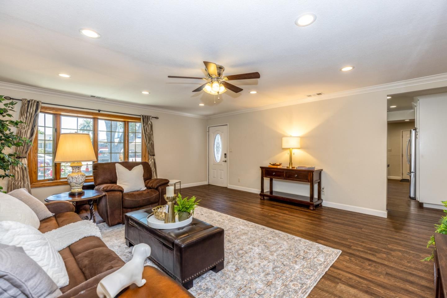 Detail Gallery Image 4 of 19 For 2569 Borax Dr, Santa Clara,  CA 95051 - 3 Beds | 2 Baths