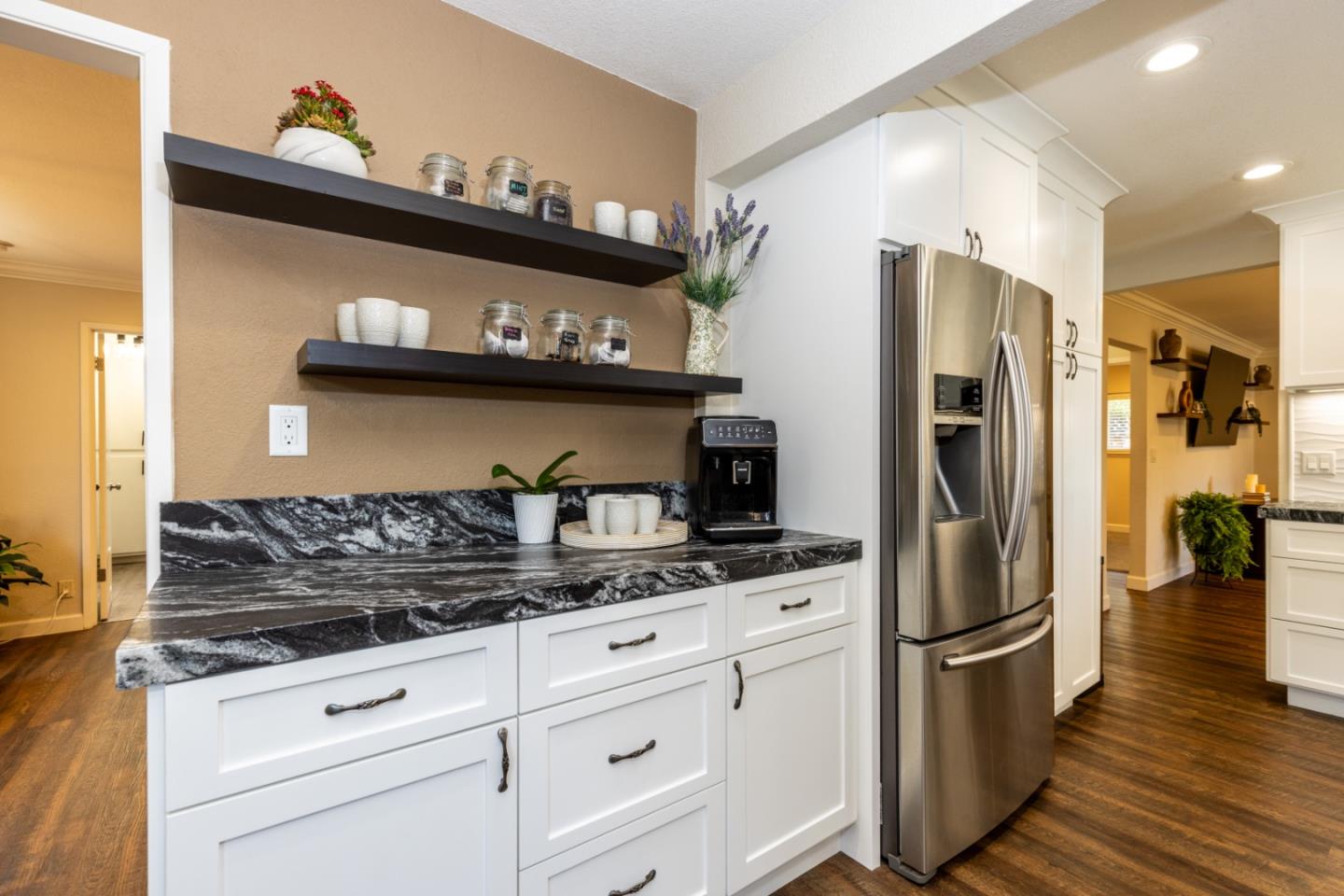 Detail Gallery Image 7 of 19 For 2569 Borax Dr, Santa Clara,  CA 95051 - 3 Beds | 2 Baths