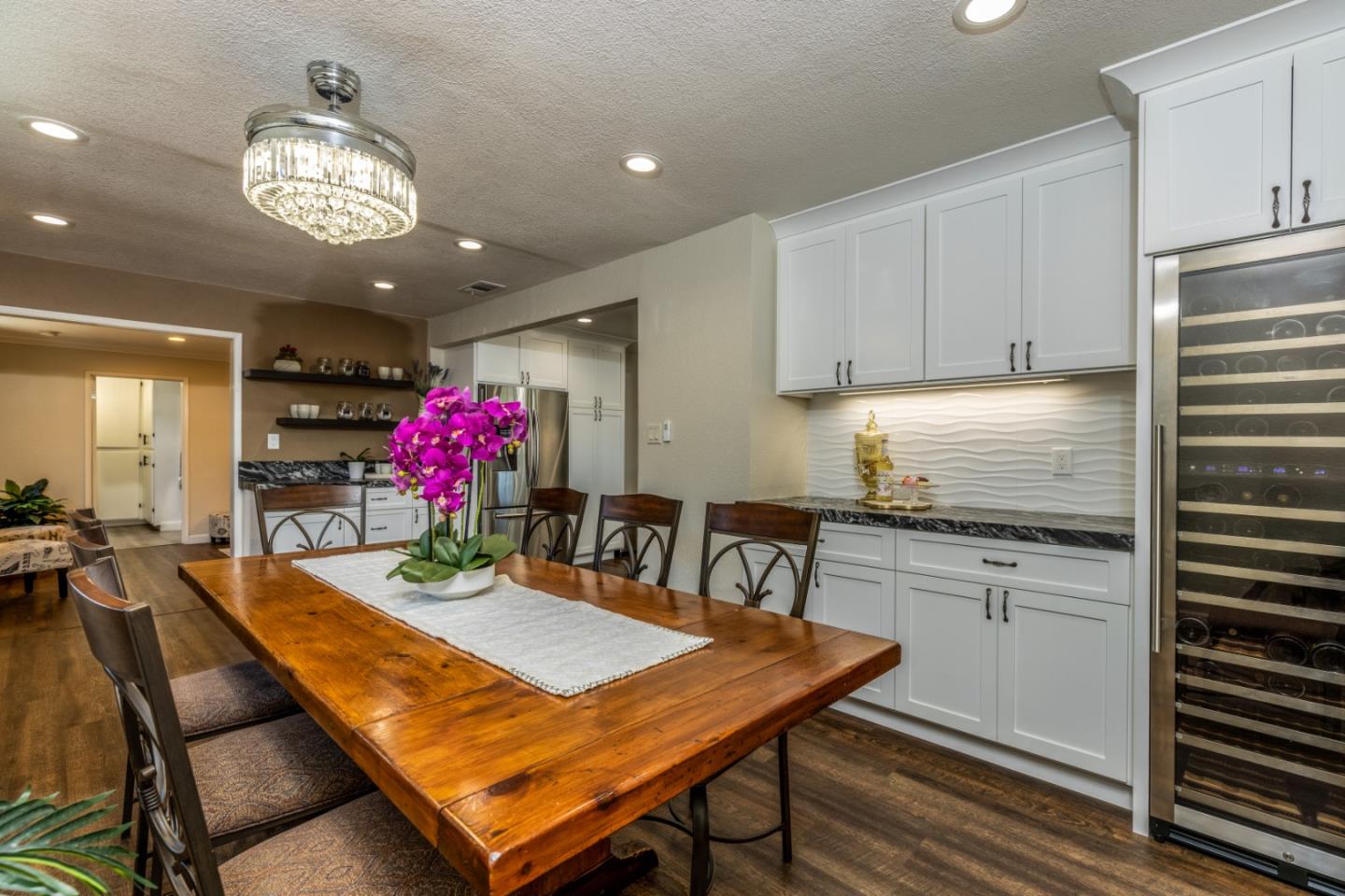 Detail Gallery Image 9 of 19 For 2569 Borax Dr, Santa Clara,  CA 95051 - 3 Beds | 2 Baths