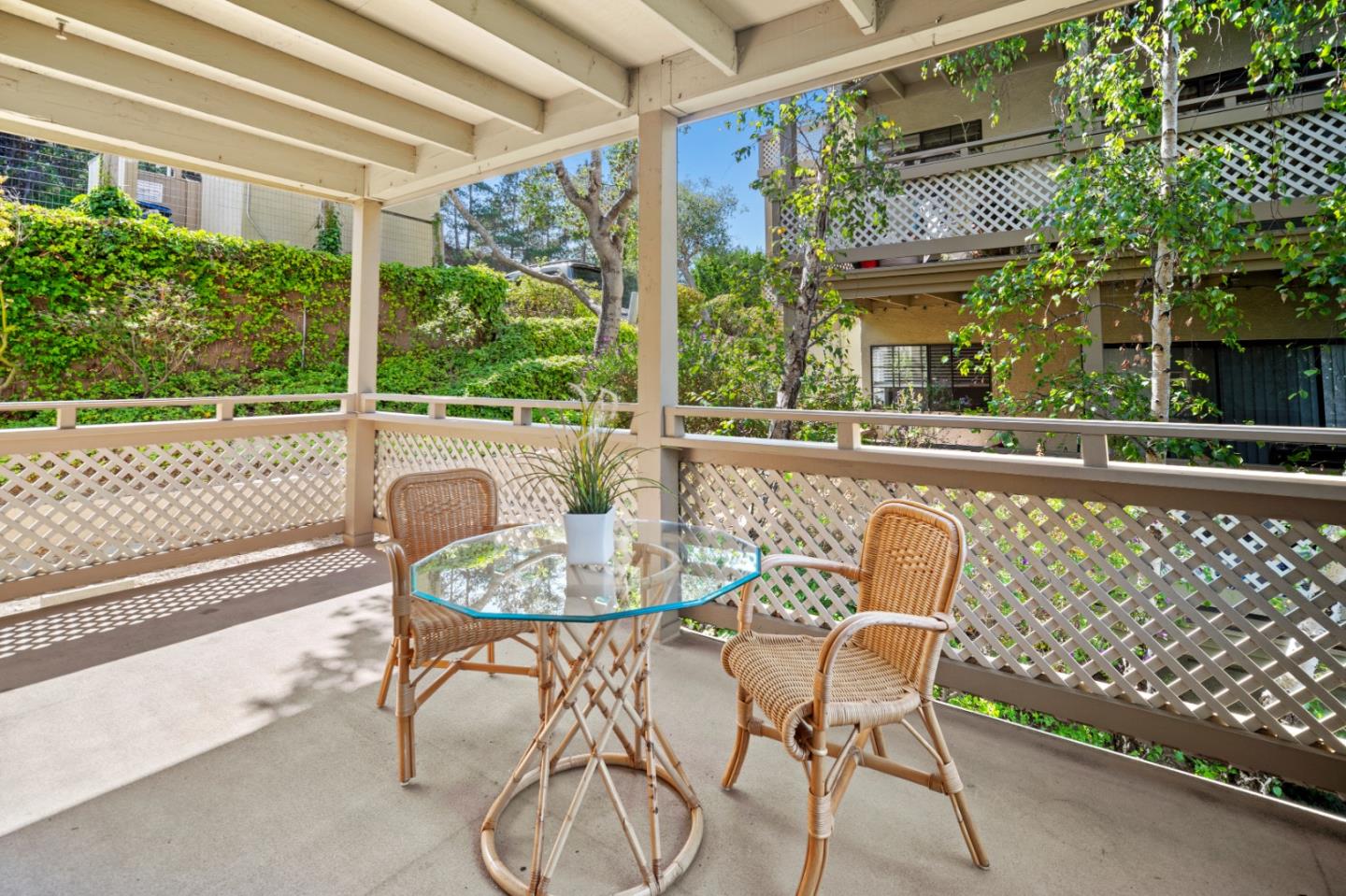 Detail Gallery Image 17 of 23 For 410 Pheasant Ridge Rd, Del Rey Oaks,  CA 93940 - 2 Beds | 2 Baths