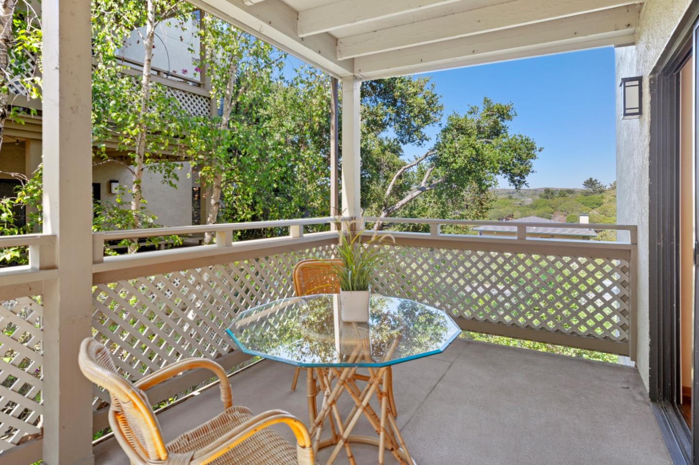 Detail Gallery Image 18 of 23 For 410 Pheasant Ridge Rd, Del Rey Oaks,  CA 93940 - 2 Beds | 2 Baths