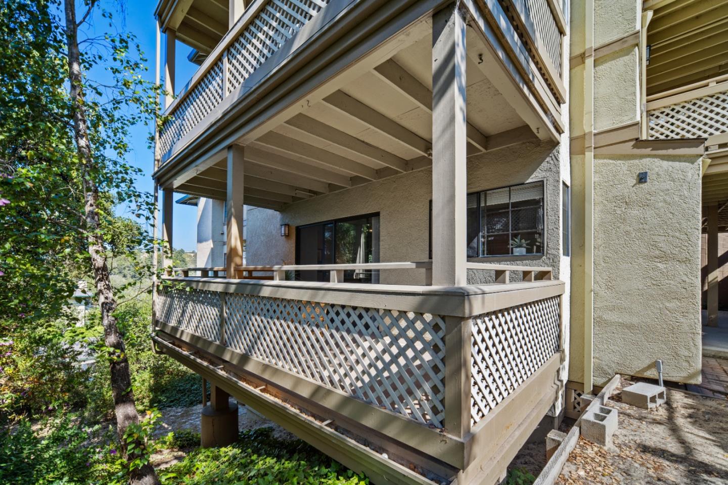 Detail Gallery Image 19 of 23 For 410 Pheasant Ridge Rd, Del Rey Oaks,  CA 93940 - 2 Beds | 2 Baths