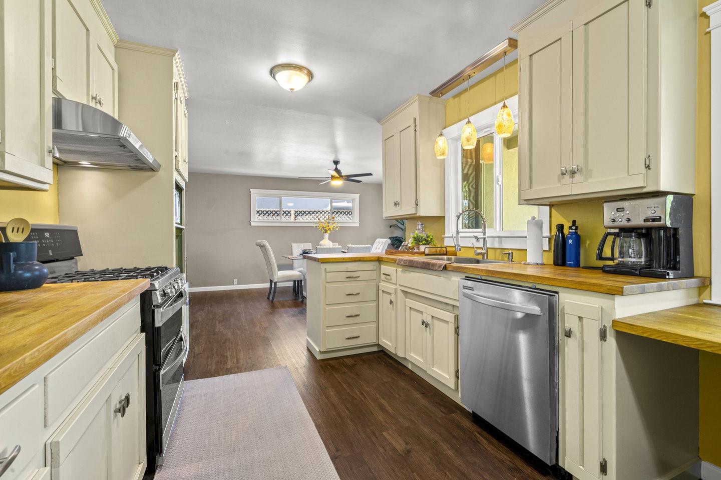 Detail Gallery Image 20 of 49 For 910 Monica Ln, Campbell,  CA 95008 - 3 Beds | 2 Baths