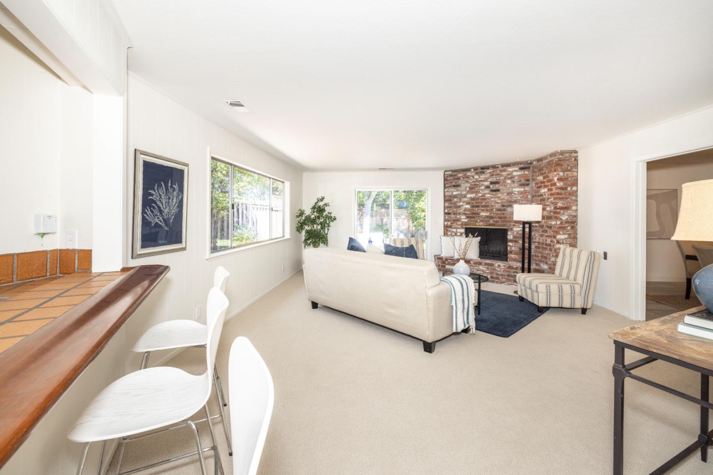 Detail Gallery Image 11 of 35 For 510 Valencia Dr, Los Altos,  CA 94022 - 3 Beds | 2 Baths