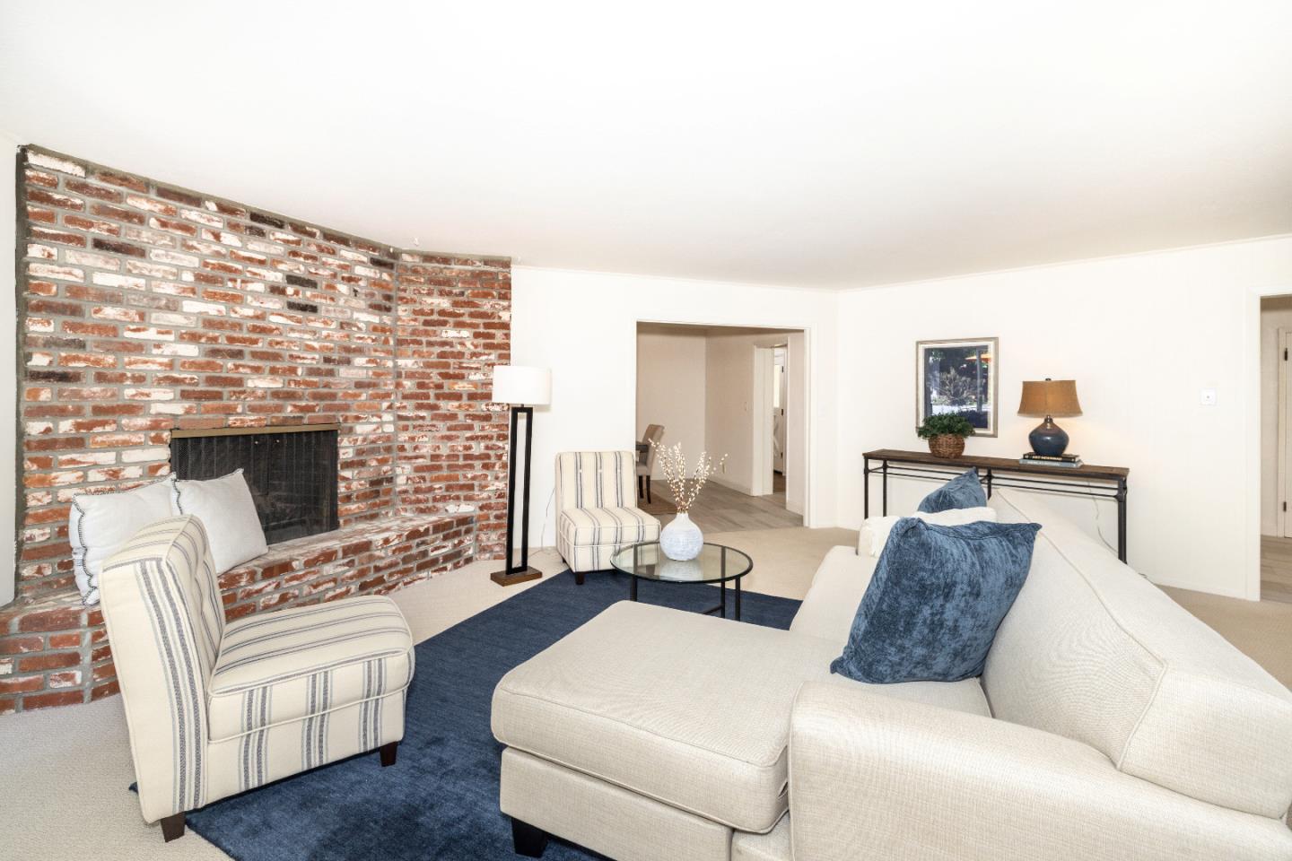 Detail Gallery Image 15 of 35 For 510 Valencia Dr, Los Altos,  CA 94022 - 3 Beds | 2 Baths