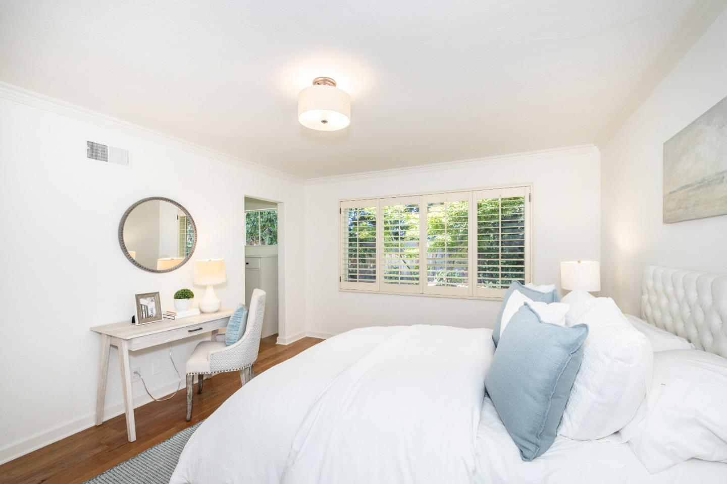 Detail Gallery Image 26 of 35 For 510 Valencia Dr, Los Altos,  CA 94022 - 3 Beds | 2 Baths