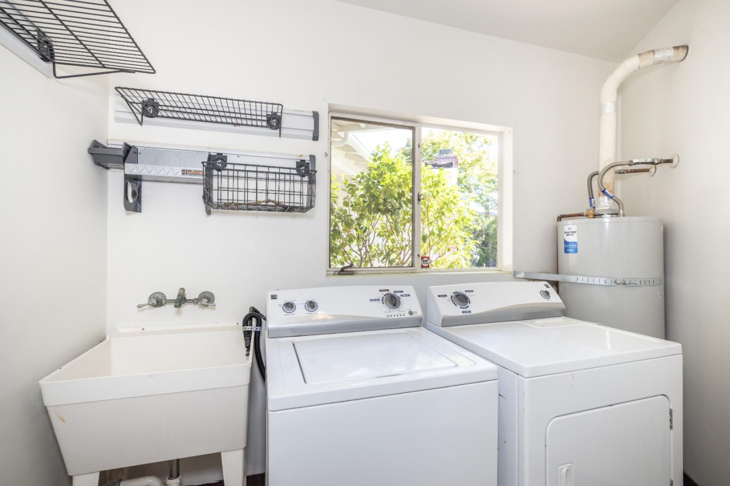 Detail Gallery Image 30 of 35 For 510 Valencia Dr, Los Altos,  CA 94022 - 3 Beds | 2 Baths