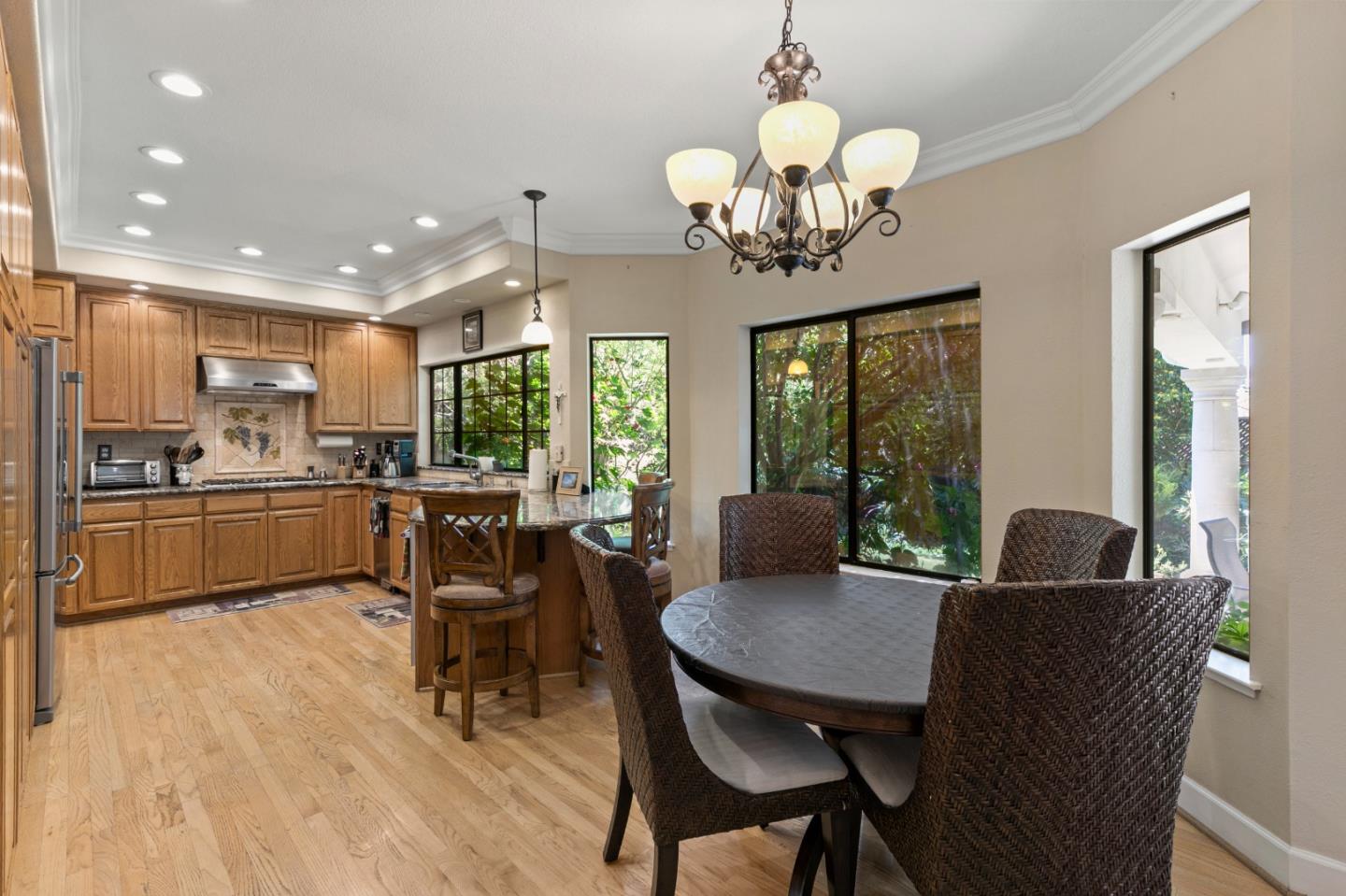 Detail Gallery Image 22 of 46 For 17475 Serene Dr, Morgan Hill,  CA 95037 - 4 Beds | 3 Baths