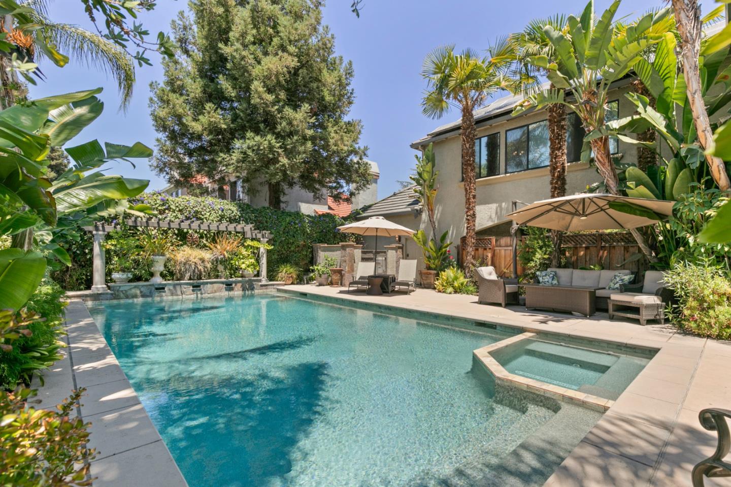 Detail Gallery Image 8 of 46 For 17475 Serene Dr, Morgan Hill,  CA 95037 - 4 Beds | 3 Baths