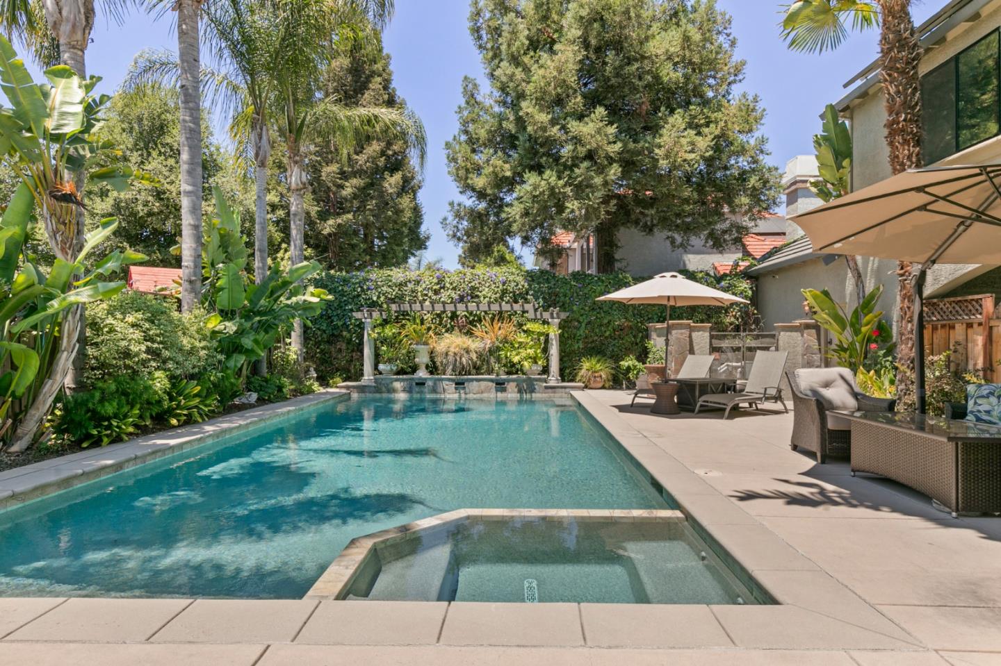 Detail Gallery Image 9 of 46 For 17475 Serene Dr, Morgan Hill,  CA 95037 - 4 Beds | 3 Baths