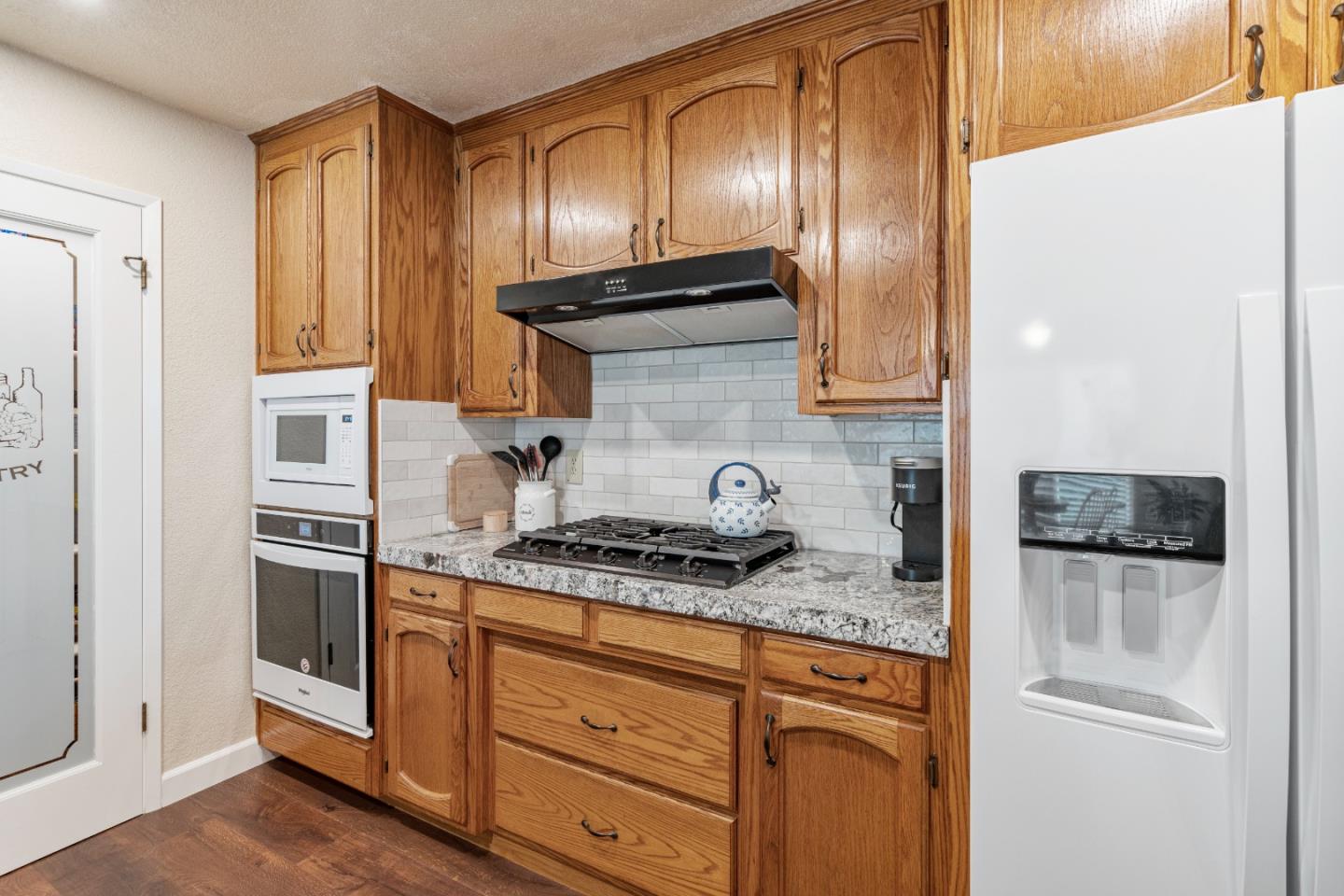 Detail Gallery Image 13 of 25 For 840 Helen Dr, Hollister,  CA 95023 - 2 Beds | 2/1 Baths