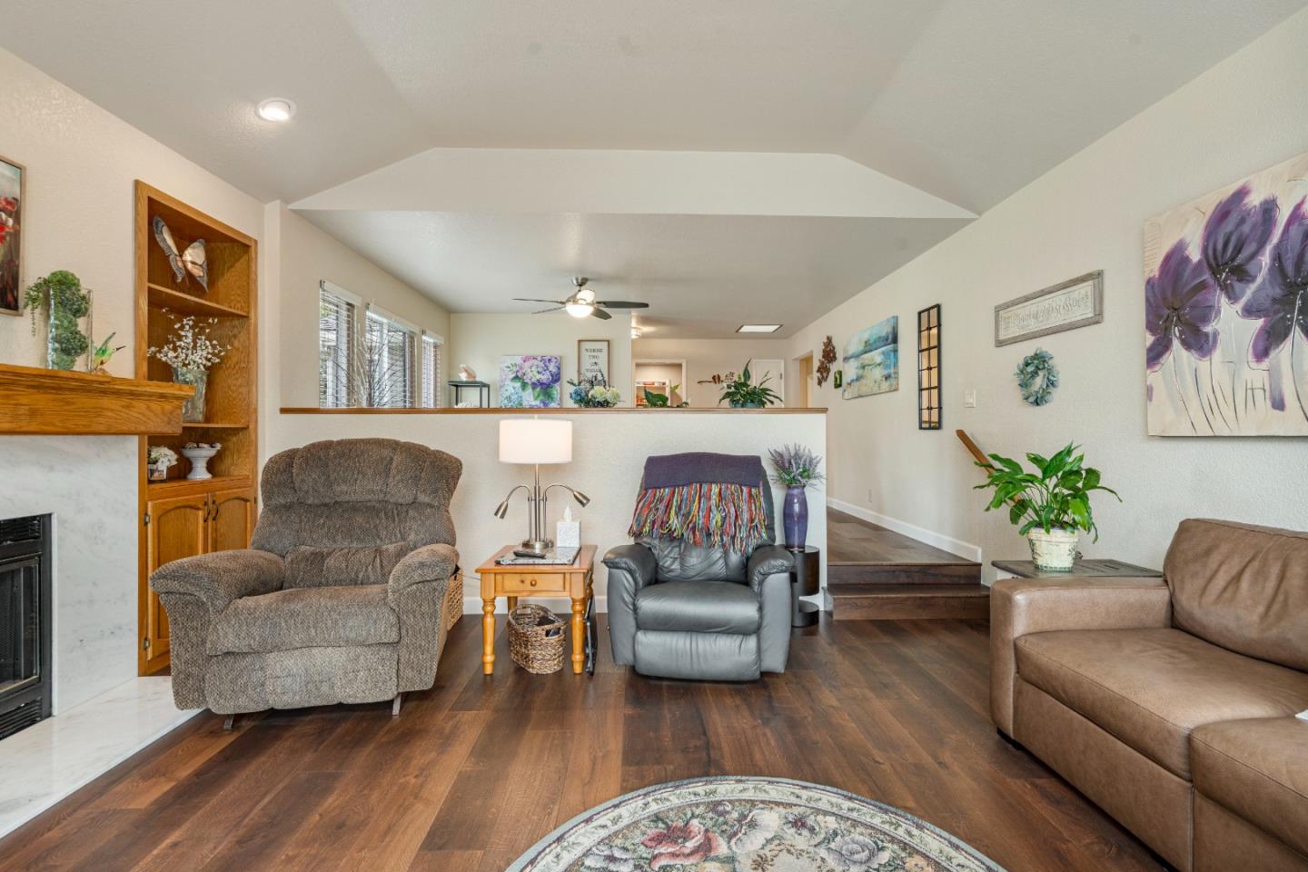 Detail Gallery Image 8 of 25 For 840 Helen Dr, Hollister,  CA 95023 - 2 Beds | 2/1 Baths
