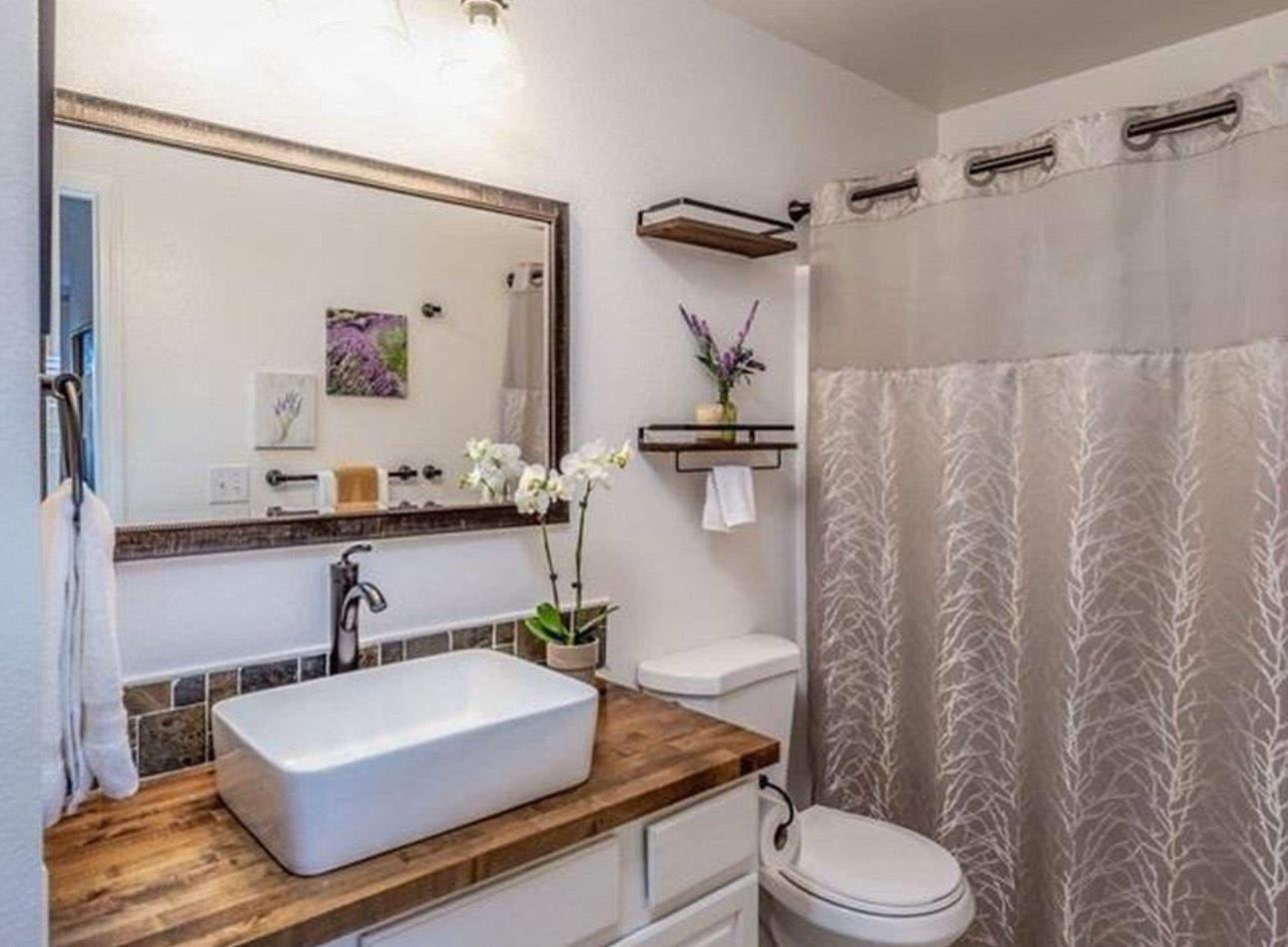 Detail Gallery Image 10 of 19 For 17165 Creekside Cir, Morgan Hill,  CA 95037 - 2 Beds | 2/1 Baths