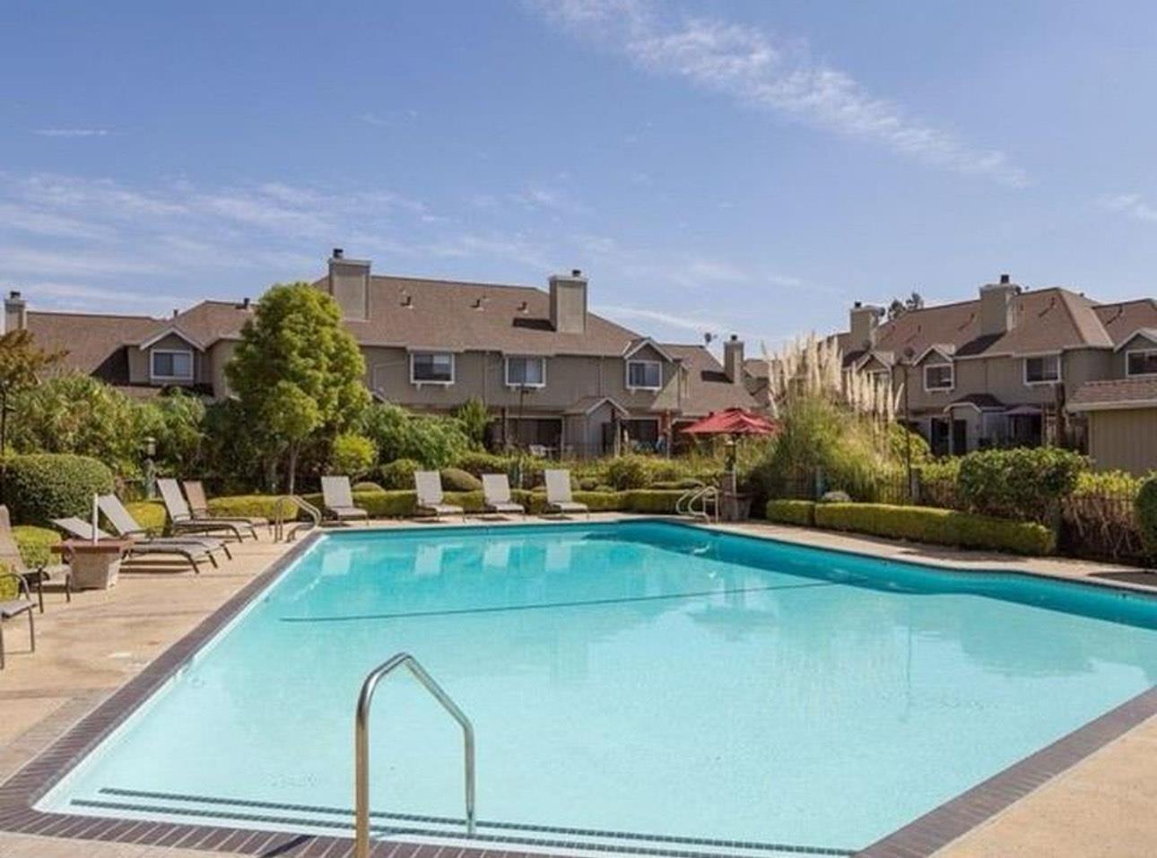Detail Gallery Image 17 of 19 For 17165 Creekside Cir, Morgan Hill,  CA 95037 - 2 Beds | 2/1 Baths