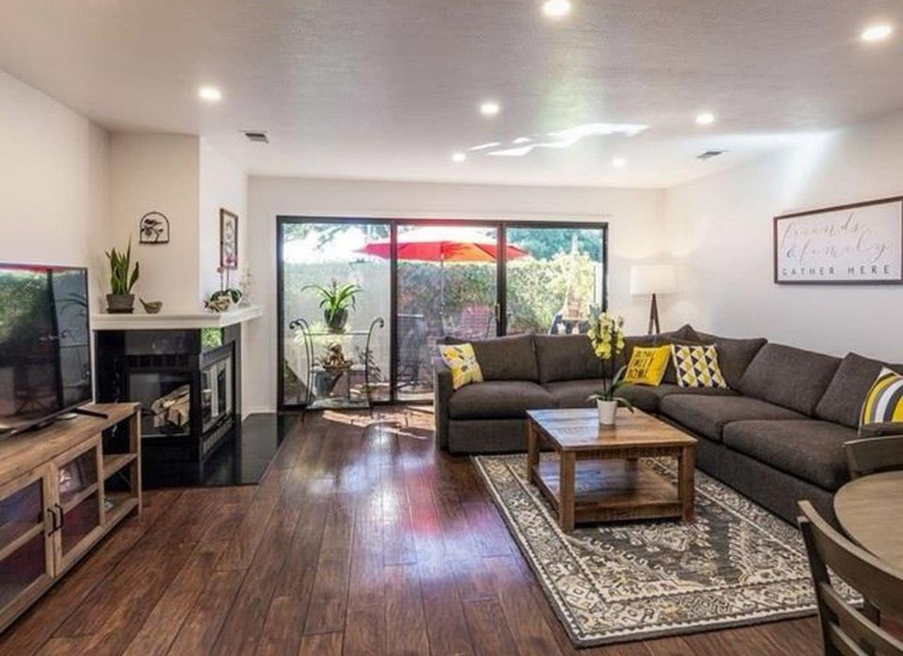 Detail Gallery Image 2 of 19 For 17165 Creekside Cir, Morgan Hill,  CA 95037 - 2 Beds | 2/1 Baths