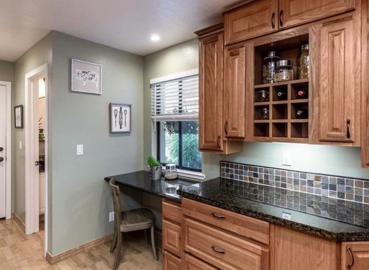 Detail Gallery Image 6 of 19 For 17165 Creekside Cir, Morgan Hill,  CA 95037 - 2 Beds | 2/1 Baths
