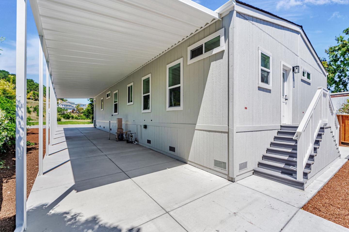 Detail Gallery Image 27 of 41 For 258 Yosemite Rd #258,  San Rafael,  CA 94903 - 3 Beds | 3 Baths