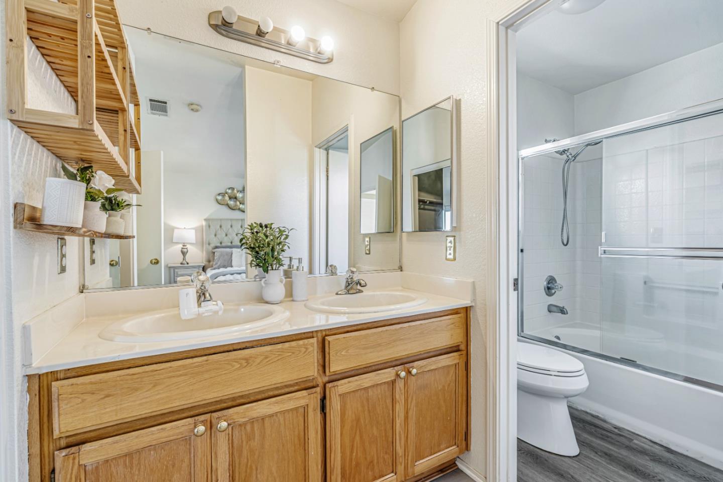 Detail Gallery Image 21 of 31 For 4928 Pinehaven Way, Antioch,  CA 94531 - 4 Beds | 2/1 Baths