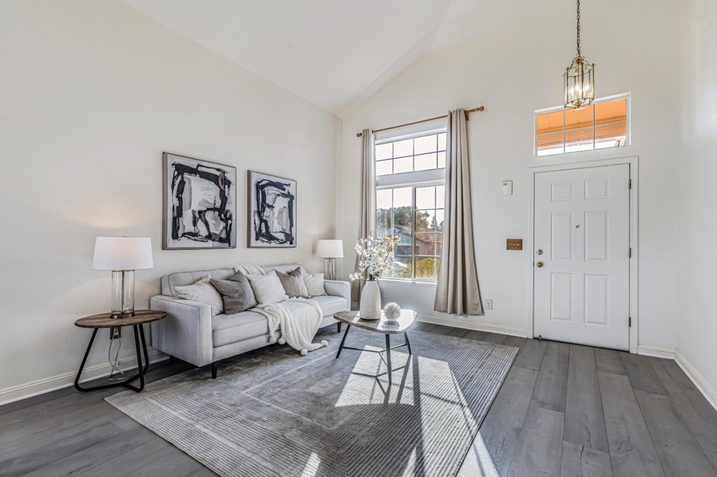 Detail Gallery Image 3 of 31 For 4928 Pinehaven Way, Antioch,  CA 94531 - 4 Beds | 2/1 Baths