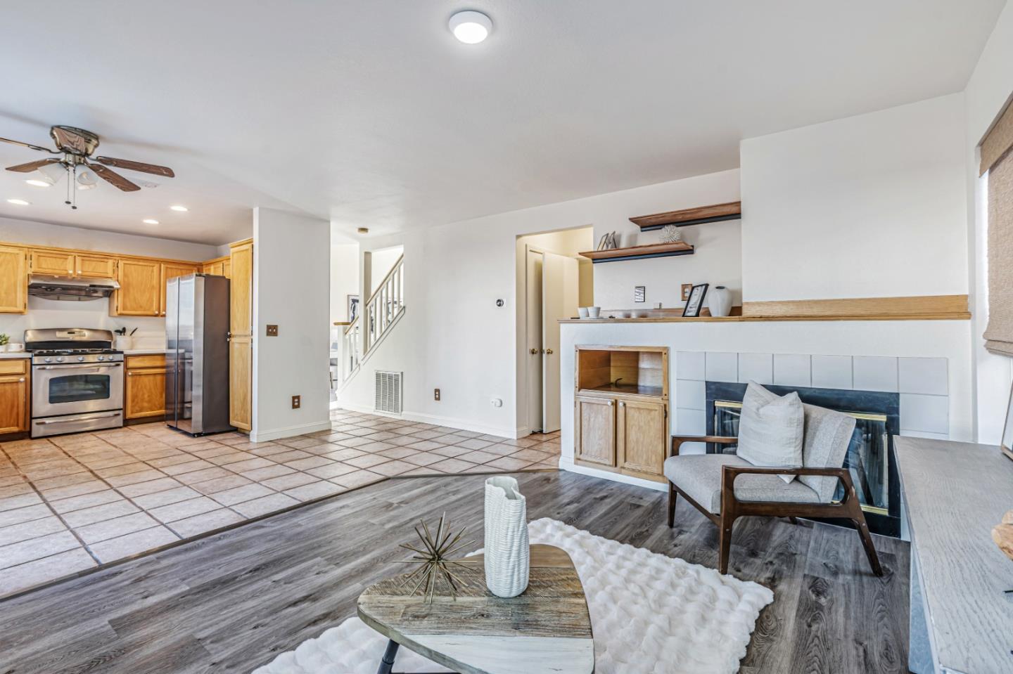 Detail Gallery Image 6 of 31 For 4928 Pinehaven Way, Antioch,  CA 94531 - 4 Beds | 2/1 Baths