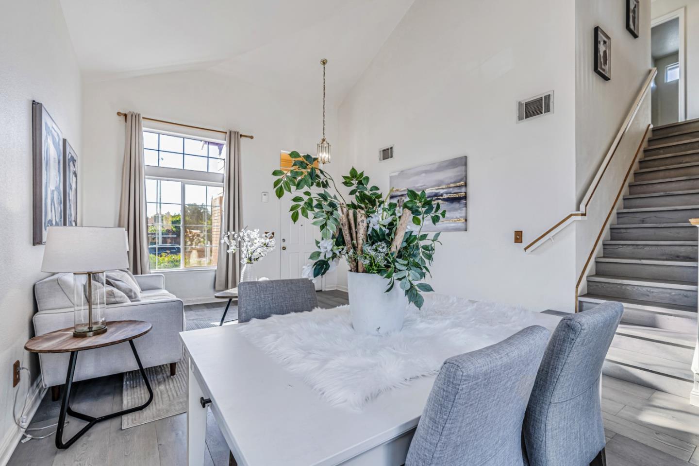 Detail Gallery Image 9 of 31 For 4928 Pinehaven Way, Antioch,  CA 94531 - 4 Beds | 2/1 Baths