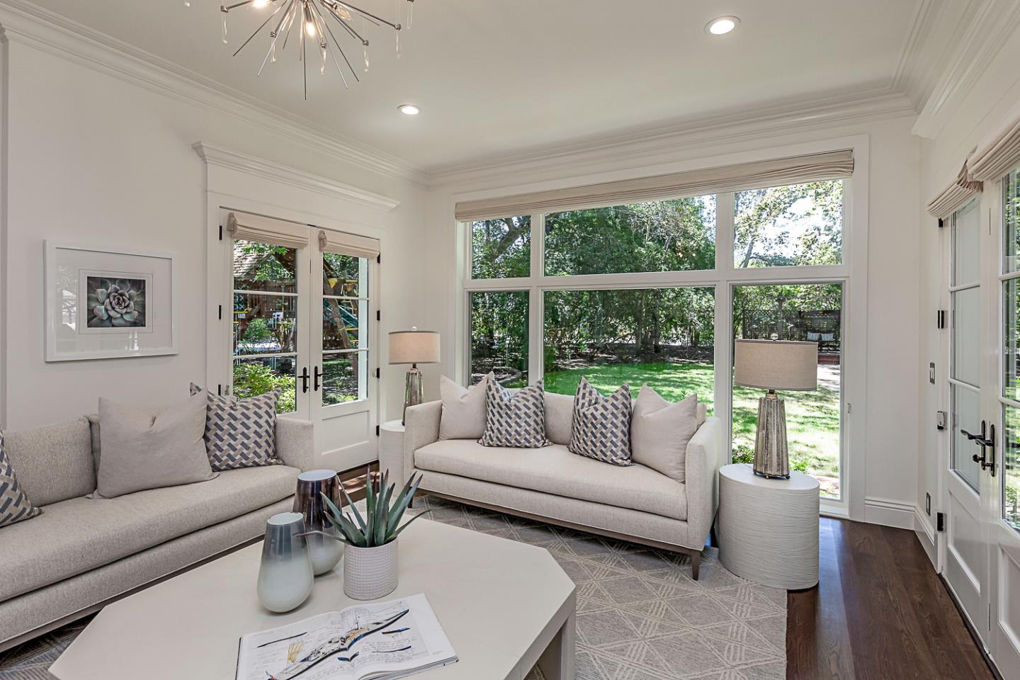 Detail Gallery Image 11 of 75 For 12791 Normandy Ln, Los Altos Hills,  CA 94022 - 5 Beds | 4/1 Baths