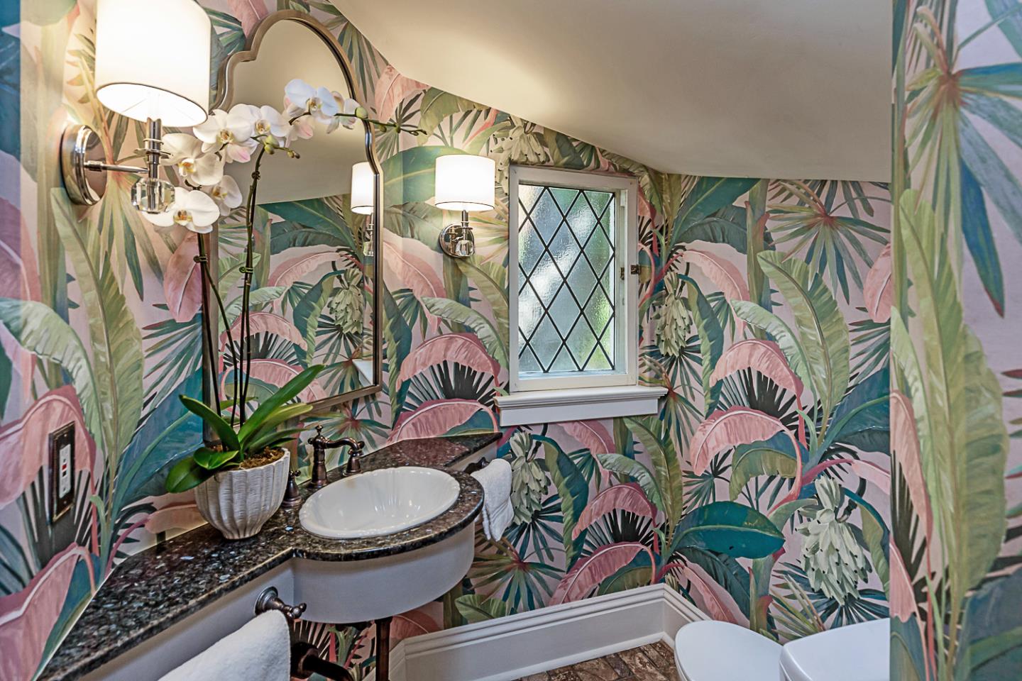 Detail Gallery Image 28 of 75 For 12791 Normandy Ln, Los Altos Hills,  CA 94022 - 5 Beds | 4/1 Baths